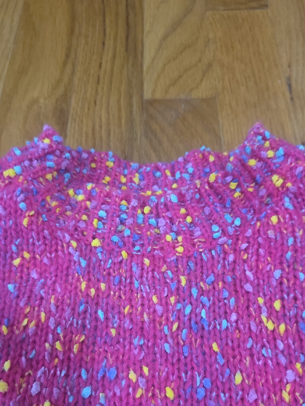 SHEIN Hot Pink Confetti Crewneck Sweater - Picture 4 of 5